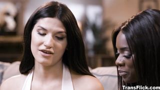 Ana Foxxx and Zariah Auras uforgettable Moment
