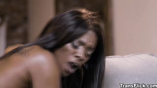 Ana FOxx getting rammed by Zaria Aura so hard