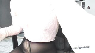 Gorgeous Futa Faps Her Small Girlcock On Cam