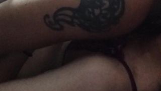 Asiatique femboy se fait abuser par un duo de pervers