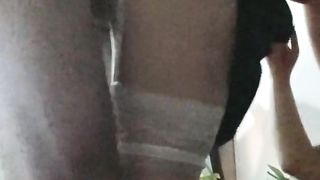 Asiatique femboy se fait abuser par un duo de pervers