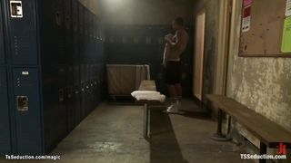 Huge titties black TRANSSEXUAL boinks boxer