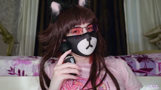 Toying with a electro-hitachi and onahole fucktoy