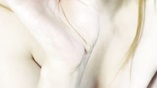 Sex-positive trans with huge bum violating her arse