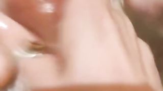 Mit meinem Fake penis den Kitzler gerubbelt