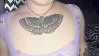 COOL FEMBOI NEEDS WORSHIPING