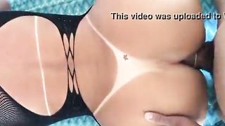 Platinum-blonde Tgirl With Tanlines Rails Trunk