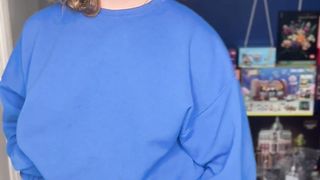 Nice Tgirl Displays Off and Masturbates Until Jizzing