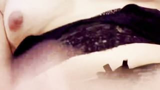 Trans Safada Tocando Punheta e Gozando Gostoso