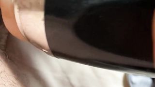 Punheta buceta silicone FTM metoidioplatia gozando dentro