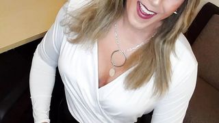 Smokin' super-fucking-hot trans ckick uses vibing want to elation herself