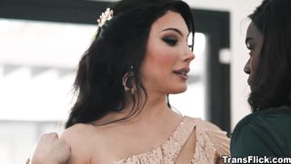 Ariel Demure and Ana Foxxx hot sex before the date