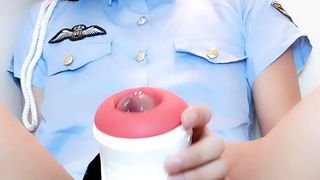 ちんぽをおもちゃにずぽずぽしてアナルをヒクヒクさせる♂婦警