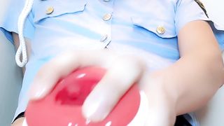 ちんぽをおもちゃにずぽずぽしてアナルをヒクヒクさせる♂婦警