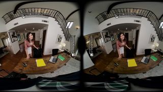 VRB Trans Trampy TRANSSEXUAL Transgender princess Motel Receptionist Korra Del Rio Gargles & Plumbs in Beautiful Underwear VR Porno