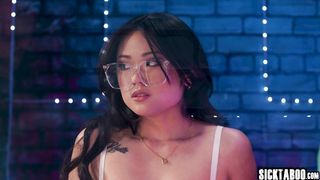 Petite Asian teen fucks two shemales