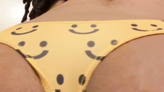 Transsexual Kimora Creams Dirty dances Her Ample Ol Backside In Your Face