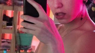 Enviando movies por Whatsapp a mi novia para provocarla