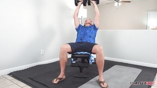 TGIRLSEX GONZO - Hottie Livi Lady Booty Slurping Expert