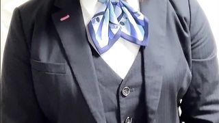 男の娘が本物のOL制服着てしこしこオナニー、本革パンプスの中に射精