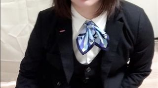 男の娘が本物のOL制服着てしこしこオナニー、本革パンプスの中に射精