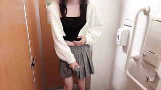 [Crossdressing] Japanese getting off with a pile of orgasm in a adorable uniform