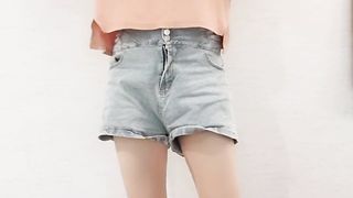 【Shamale】Sissy Solo getting off with molten undies