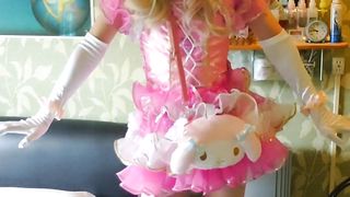 サ○リオドピューロランドへようこそ！！激かわ衣装の男の娘マイメロガールちゃんのえちえちダンス&オナニーショー✨一緒に楽しも！