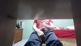 Let's wank together UwU