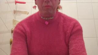 Sissy fuckdoll pees while railing a fake penis