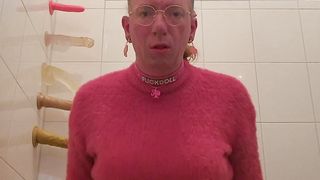 Sissy fuckdoll pees while railing a fake penis