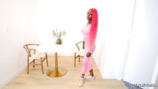 BLACK TGIRLS - Sweetie Flaunts Her Exciting Forms & Have fun it