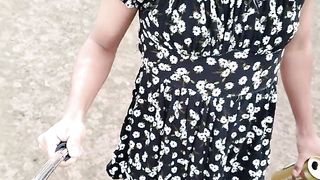 linda trans con sandalias nuevas muy caliente sale a caminar busca un pene grande y grueso