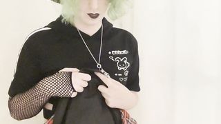 (Trans) Emo Lady Despairingly Pees Herself (Because Nobody Else Will!)