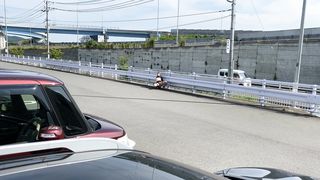 駐車場で大体露出しました(๑˃̵ᴗ˂̵)