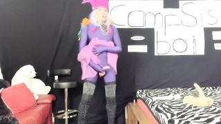 Hornyandrea is the Sissy Gaybird