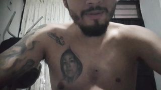 Mi primera vez con una hermosa transexual (relato erótico)