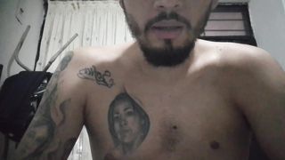 Mi primera vez con una hermosa transexual (relato erótico)