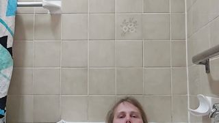 Douche bathtub and bathroom