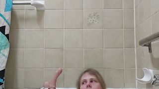 Douche bathtub and bathroom