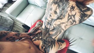 TATTED TRANS DAME DESIRED CANDIES ~ GOT RUMP ROMPED INSTEAD