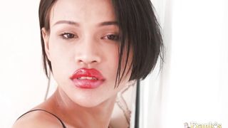 FRANKSTGIRLWORLD - Marvelous And Angelical Thai Dame With Rigid Trunk