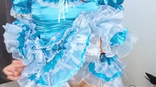 Sissy Candy Rails A few of Her Monstrous Fake penises