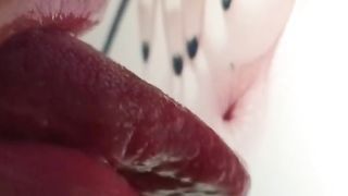 GARGLING THE CULO, DICK, OF A ANIME PORN SUBMITTAL TRANS IN UNDERGARMENTS, TRIBUTE, CLOSE UP