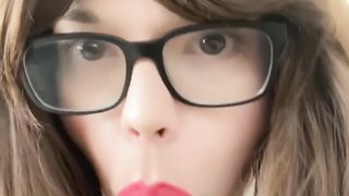 Insatiable bunny femboy gives fuck stick dirty head