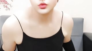 From Inexperienced to Super-cute: Femboy Panda Hat View & Honey Face – A Cam Model Tour!