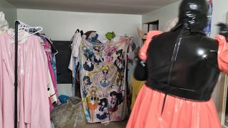 vinyl Halloween Sundress and Casual Gasmask Breathplay