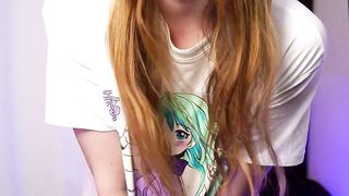 I showcase you close up what is covert under my T-tee-shirt