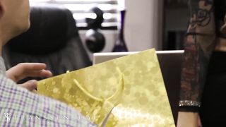 TRANSSENSUAL - Individual Secretary Chad Diamond Gets A Grubby Deep throat From His Super-steamy Manager Lena Kelly