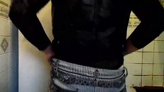 Domina Lucy Diamond DogChain Sissy Slapping